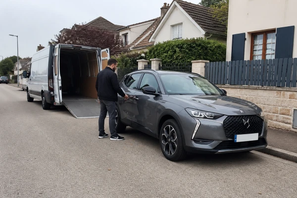 Livraison voiture Grigny
